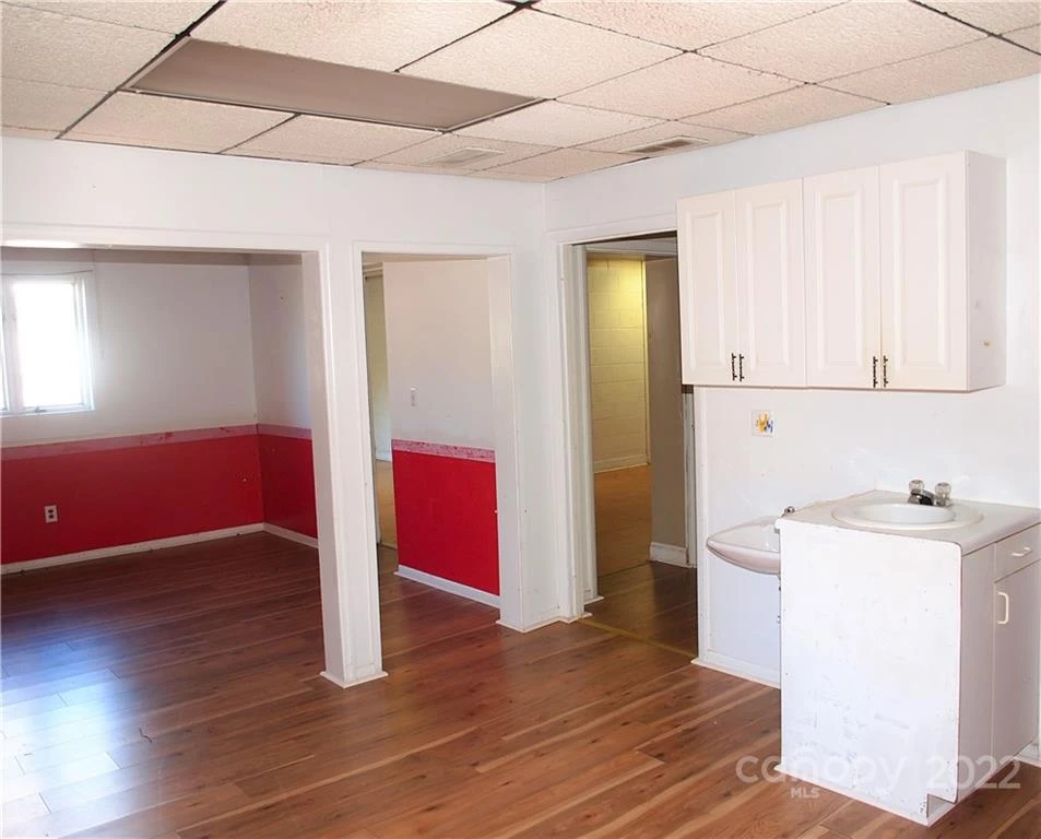 1521 Sulphur Springs Road - Photo 11