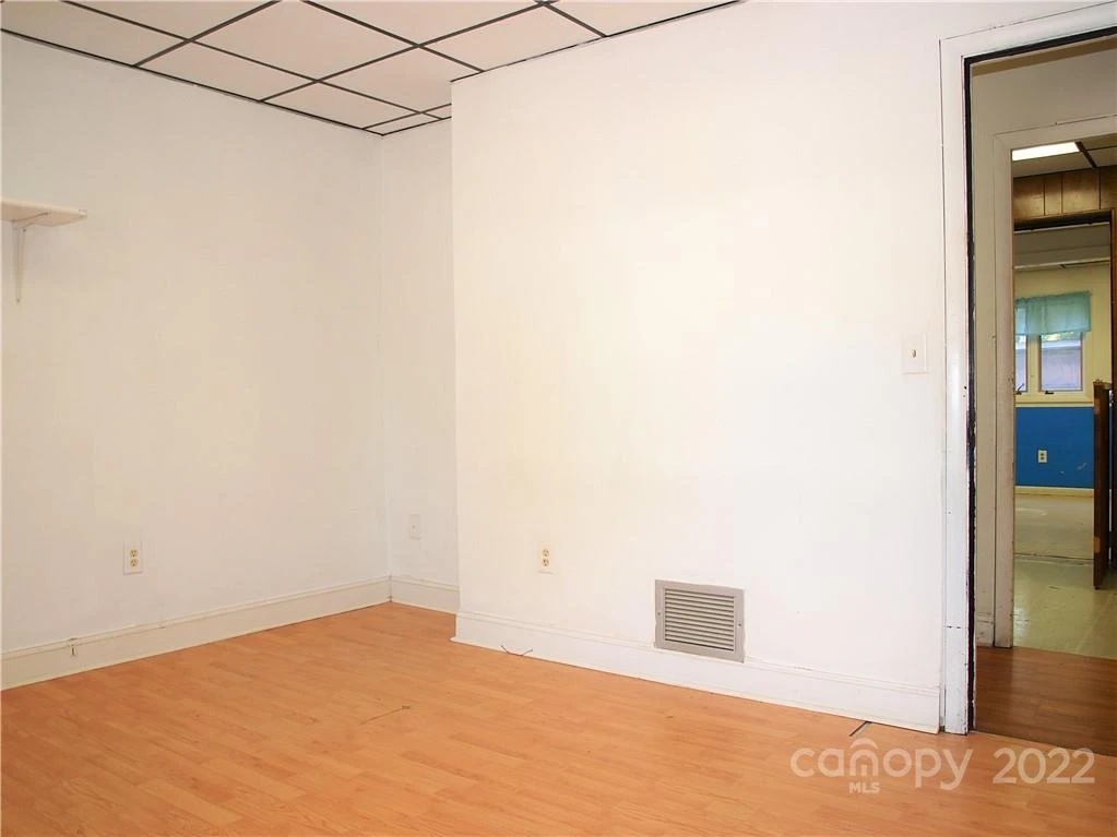 1521 Sulphur Springs Road - Photo 20