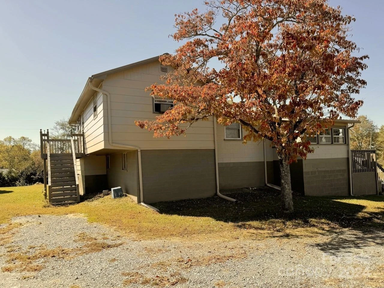 565 Neely Road - Photo 6