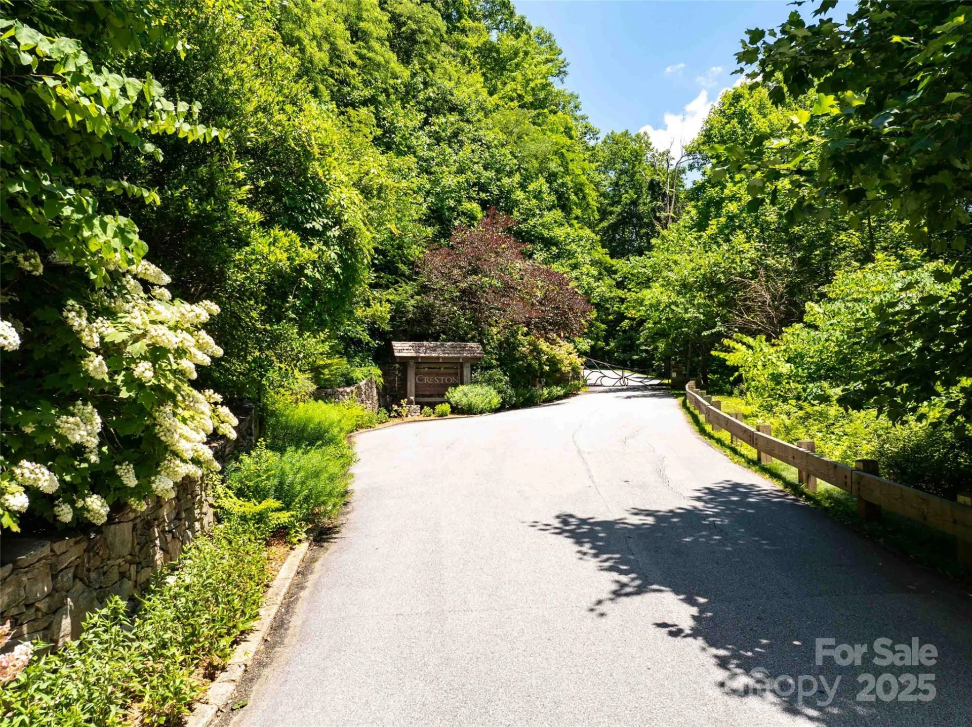 2957 Creston Drive - Photo 12