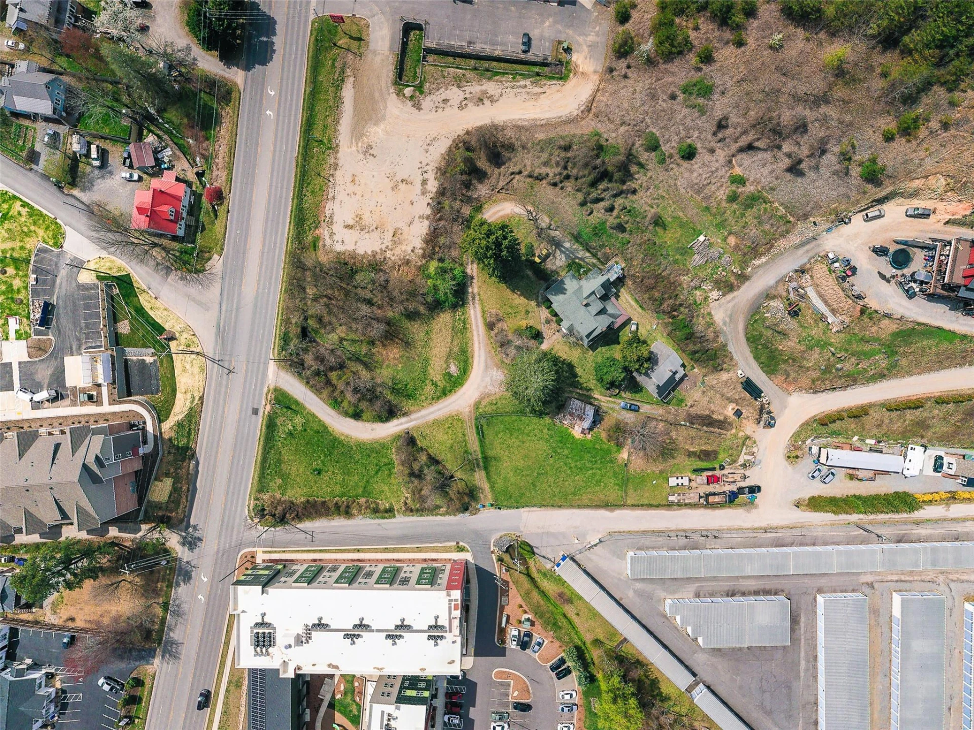 2236 US 70 Highway - Photo 18