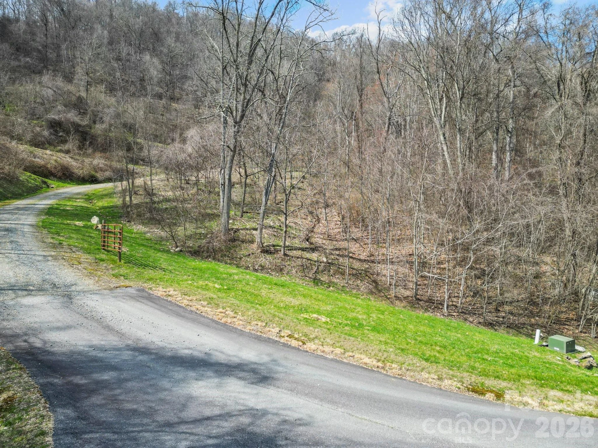 580 Freemont Drive - Photo 32