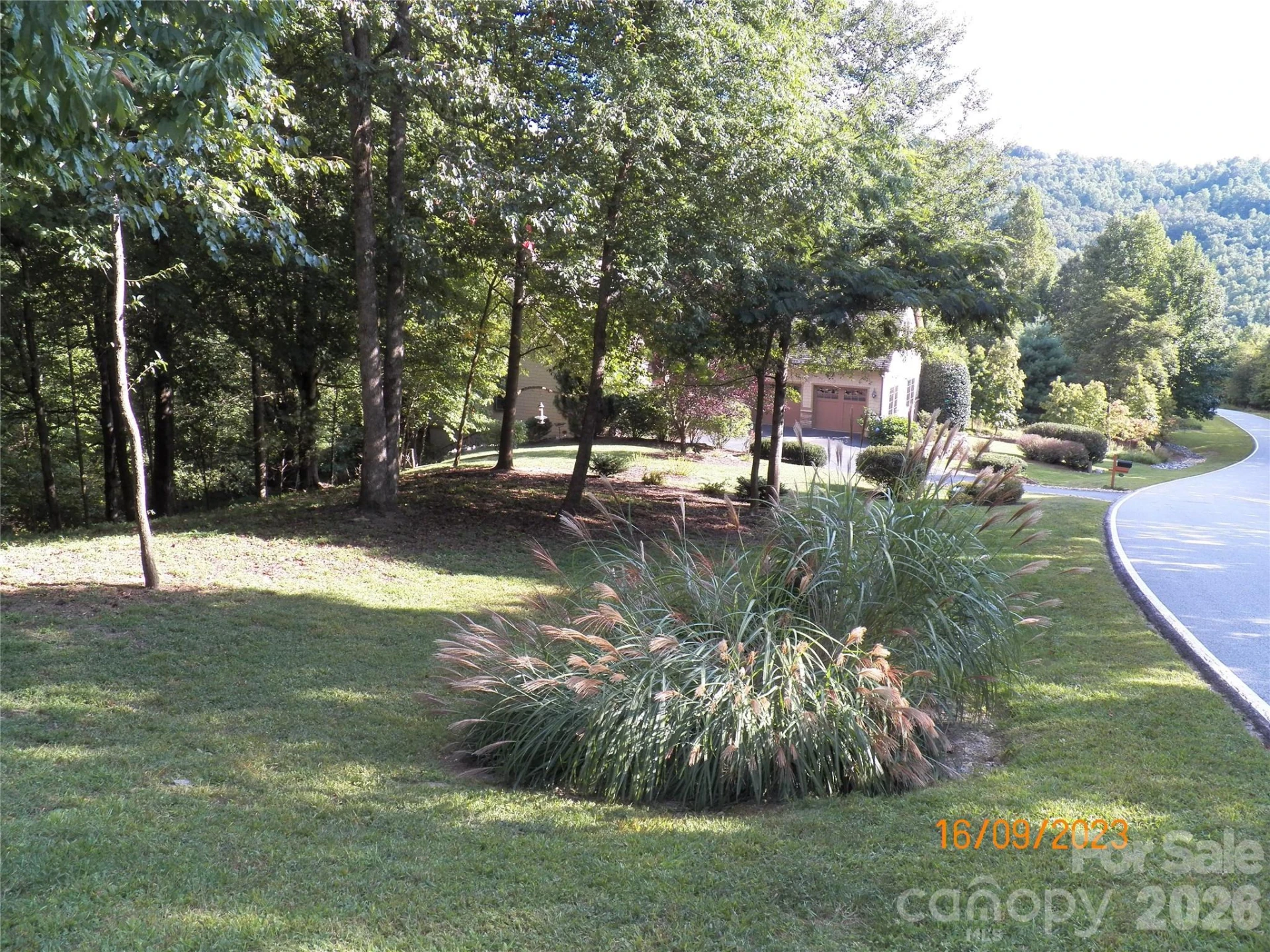 270 Somersby Parkway - Photo 2