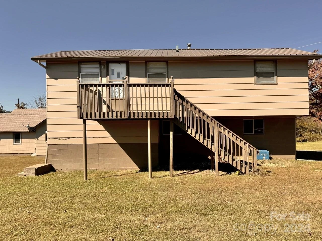 565 Neely Road - Photo 5