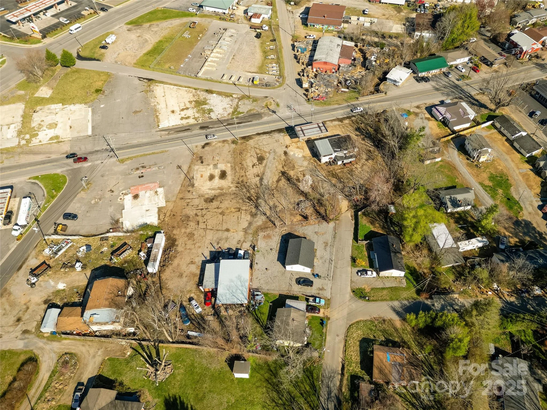 1727 S Main Street - Photo 2