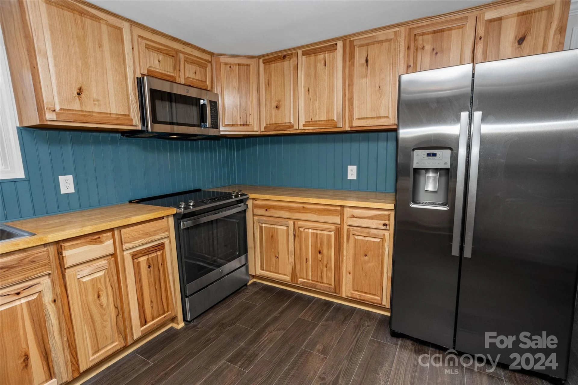 290 Boland Drive - Photo 16