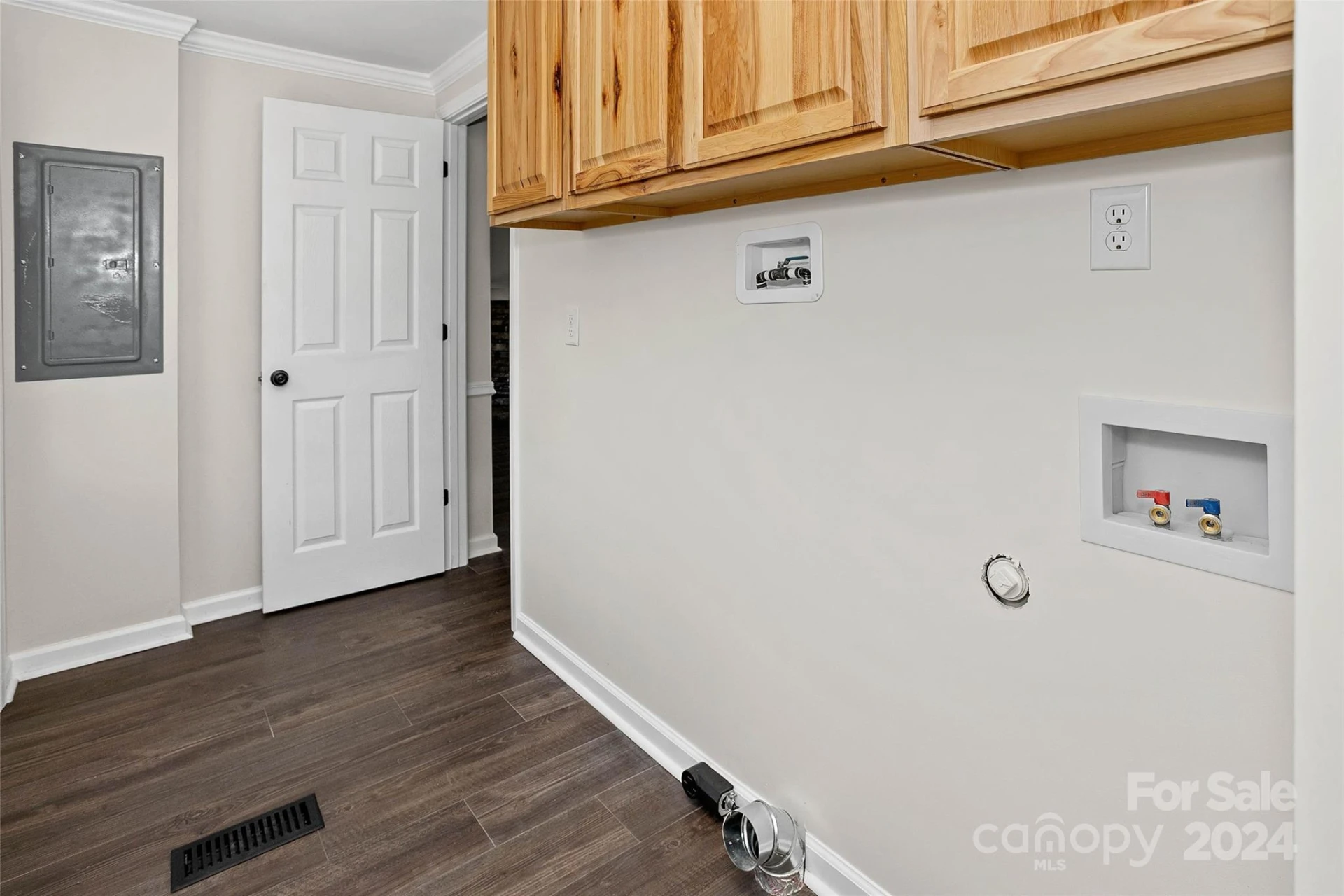 290 Boland Drive - Photo 31
