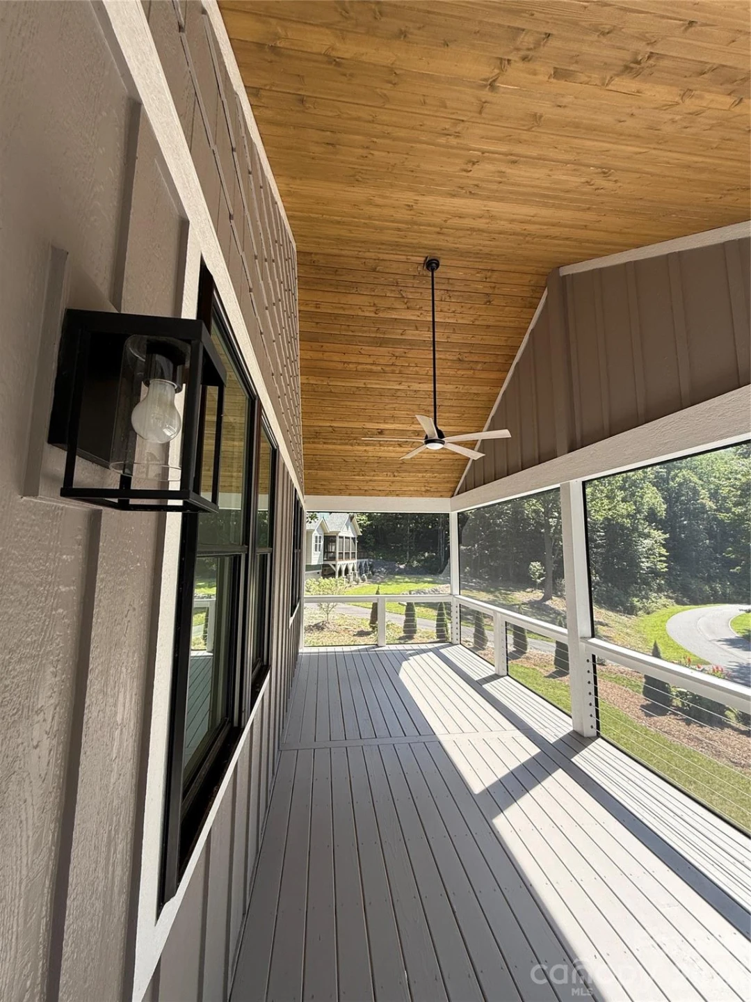 654 Hollybrook Drive - Photo 40
