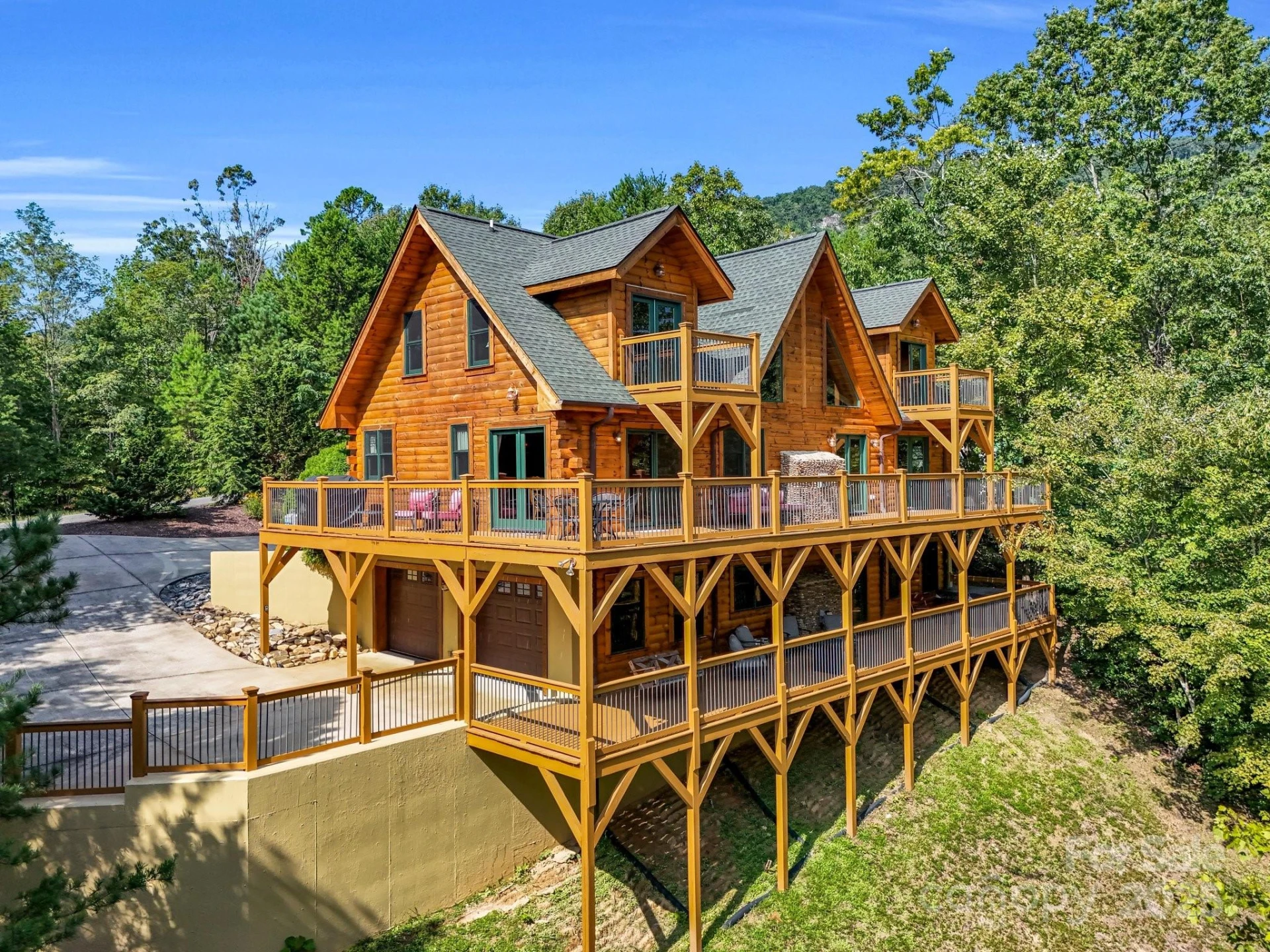 219 Highland Heights