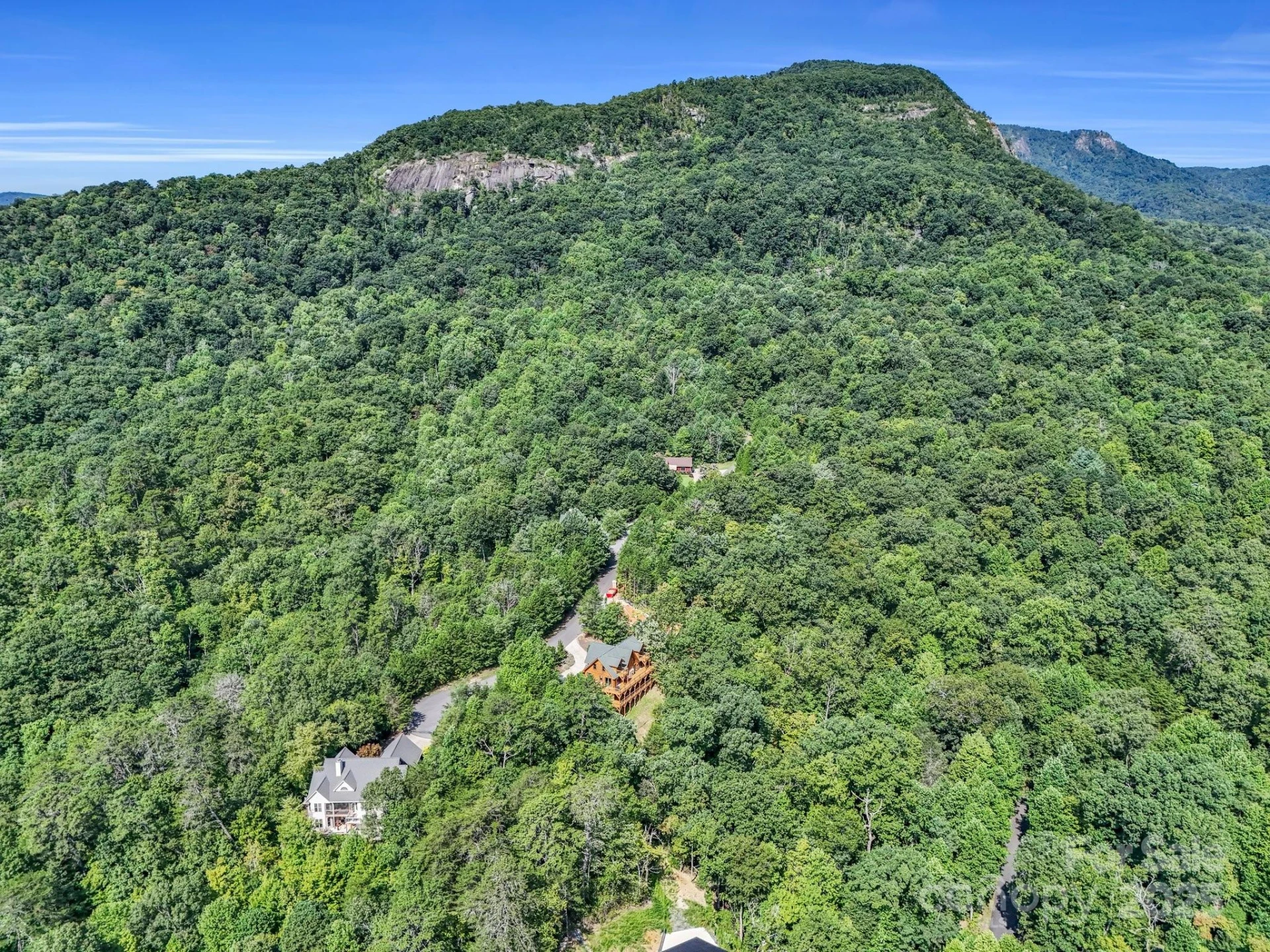 219 Highland Heights - Photo 4