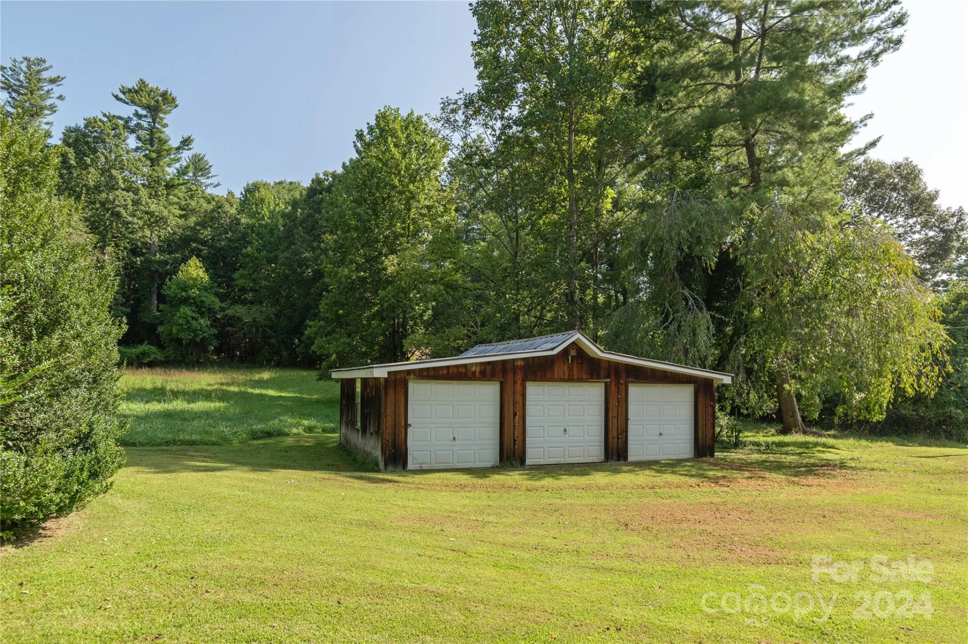 1925 Windsor Drive - Photo 11