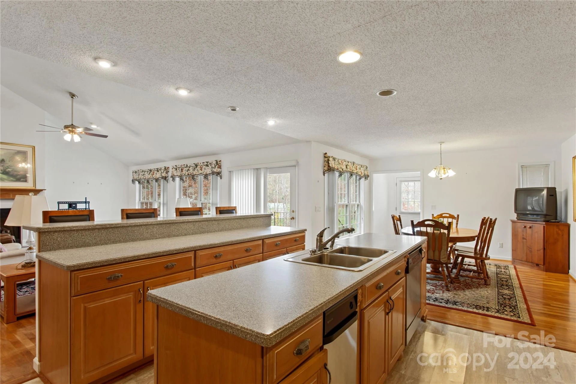 38 Southern Visions Drive - Photo 10