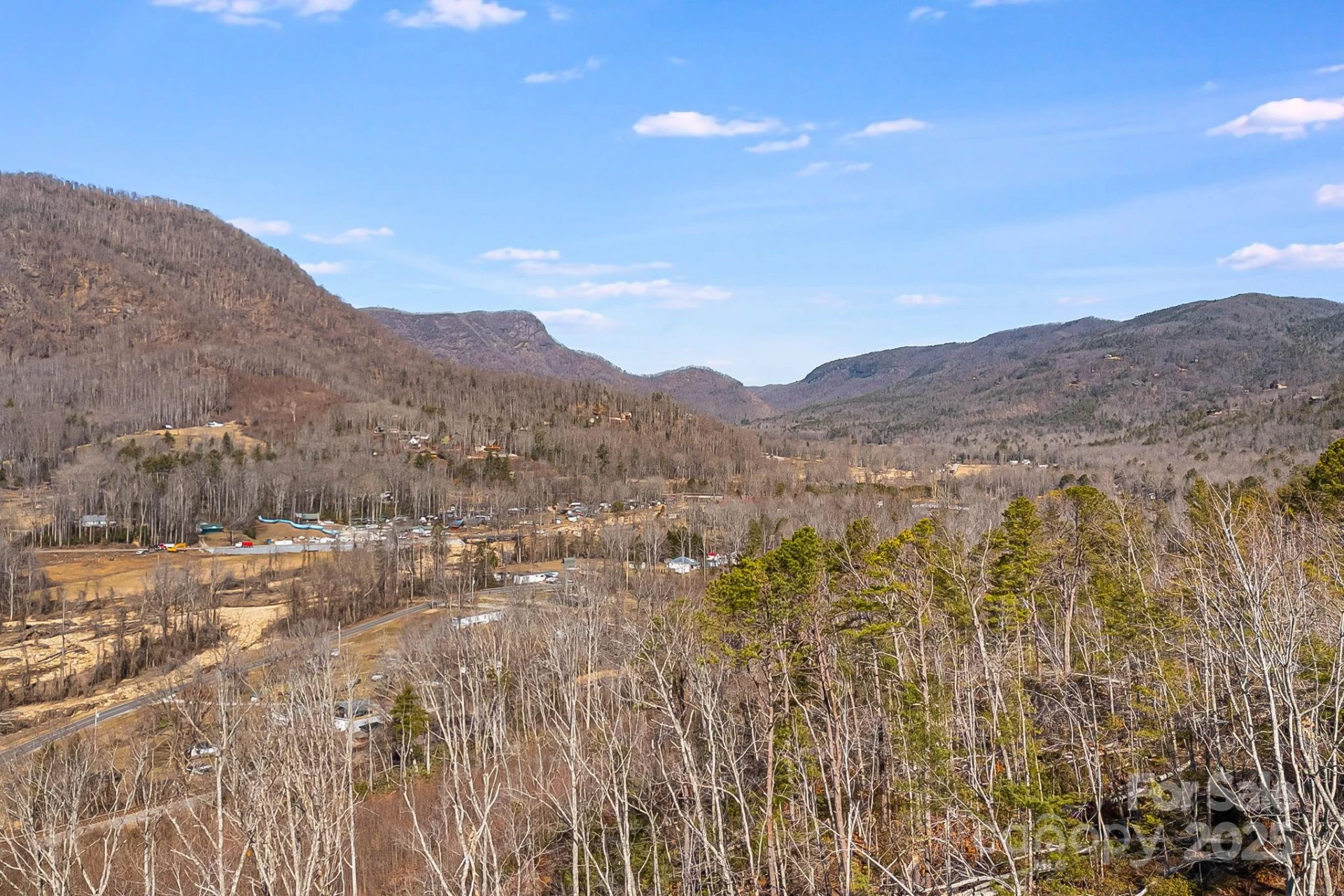 000 Fox Ridge Trail #15 & 18