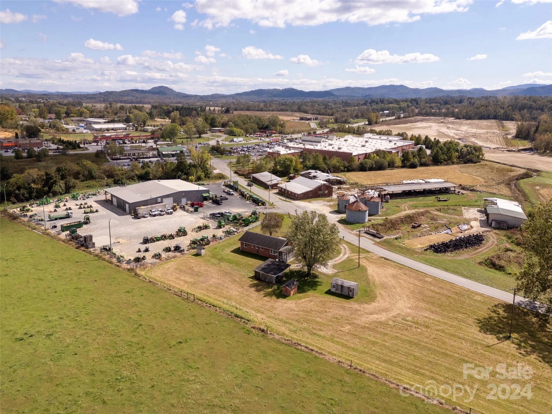 182 N Mills River Road - Photo 10