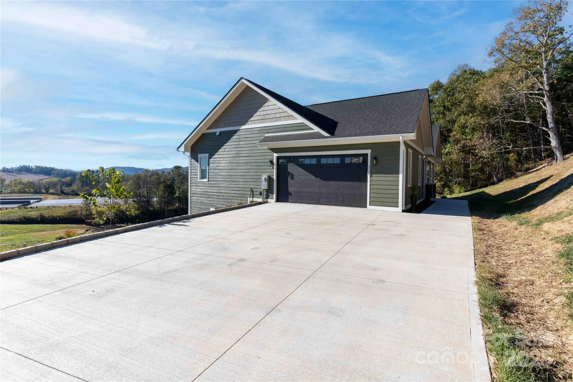337 Maple Knoll Drive - Photo 2