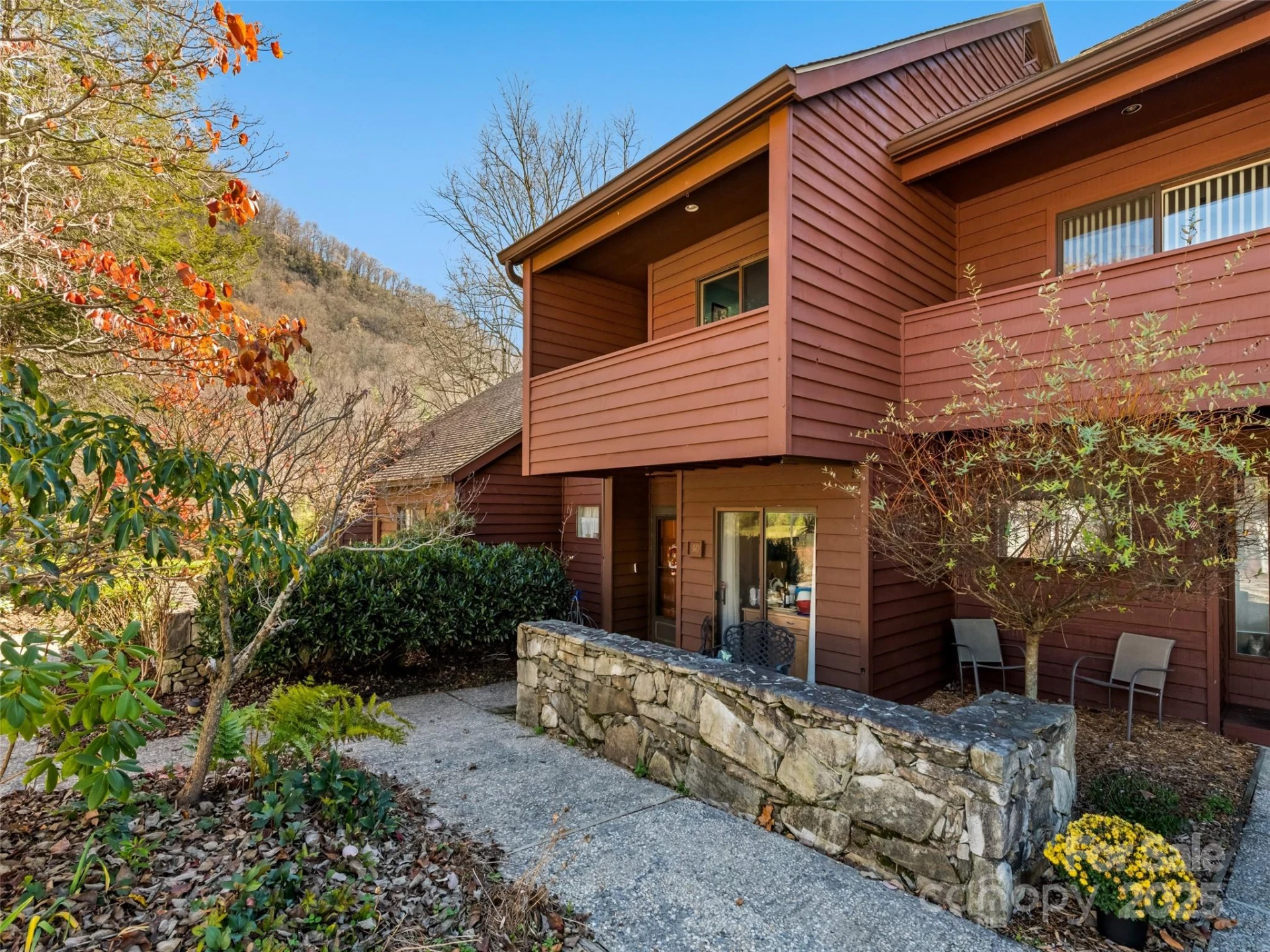 40 Meadows Lane - Photo 2
