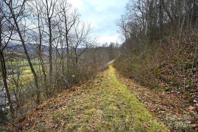 19 Flowing Hills Drive #19, 20 - Photo 7