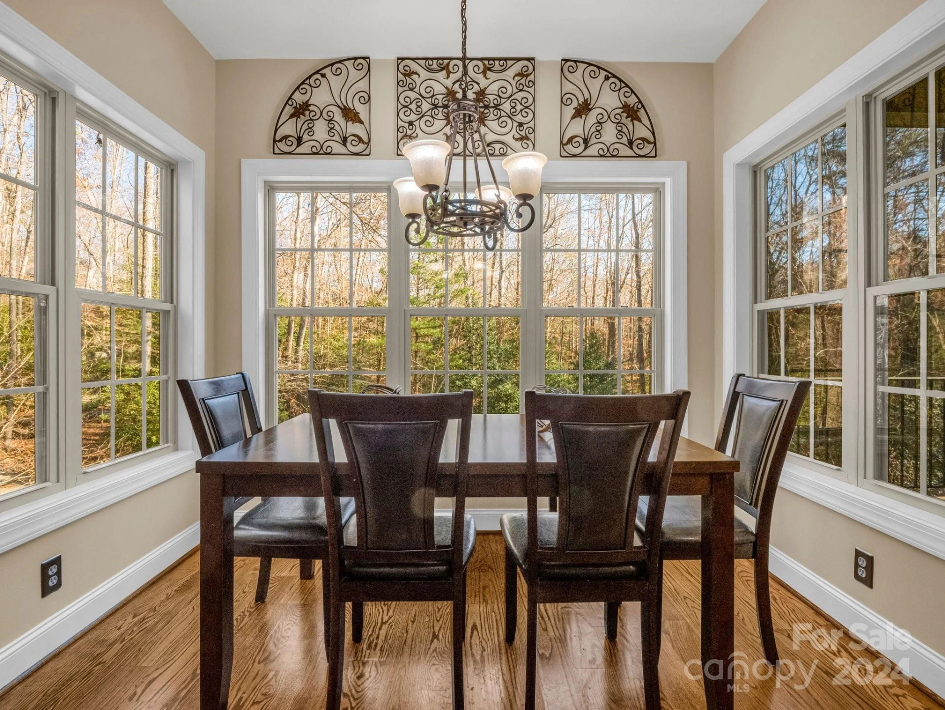 148 Courtland Court - Photo 13