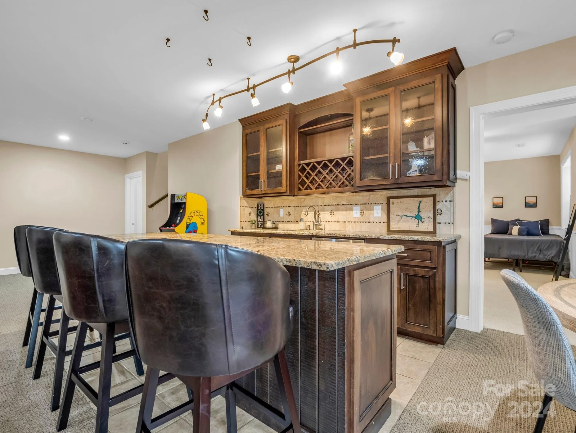 148 Courtland Court - Photo 25