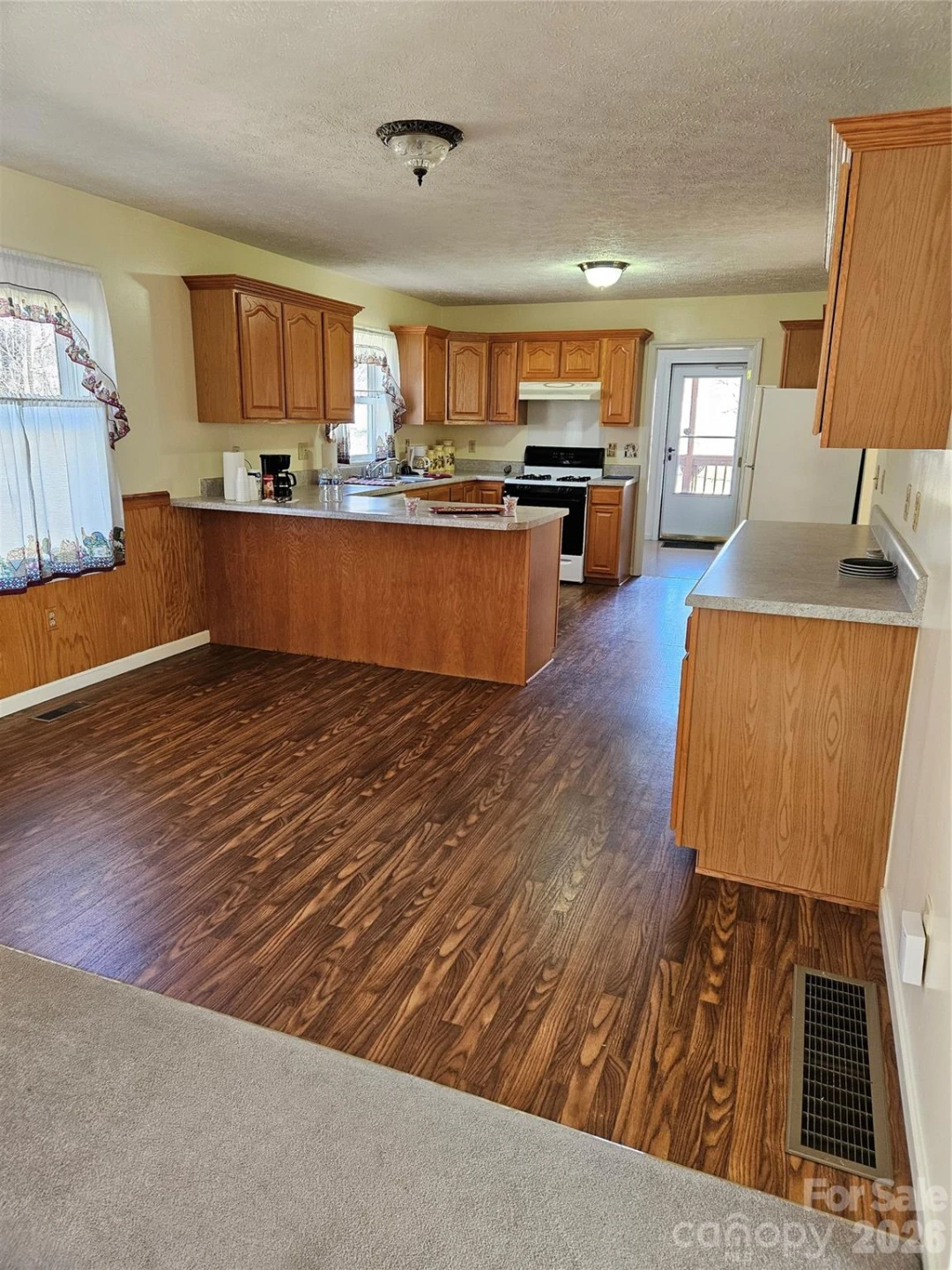 271 Stradley Mountain Road - Photo 10