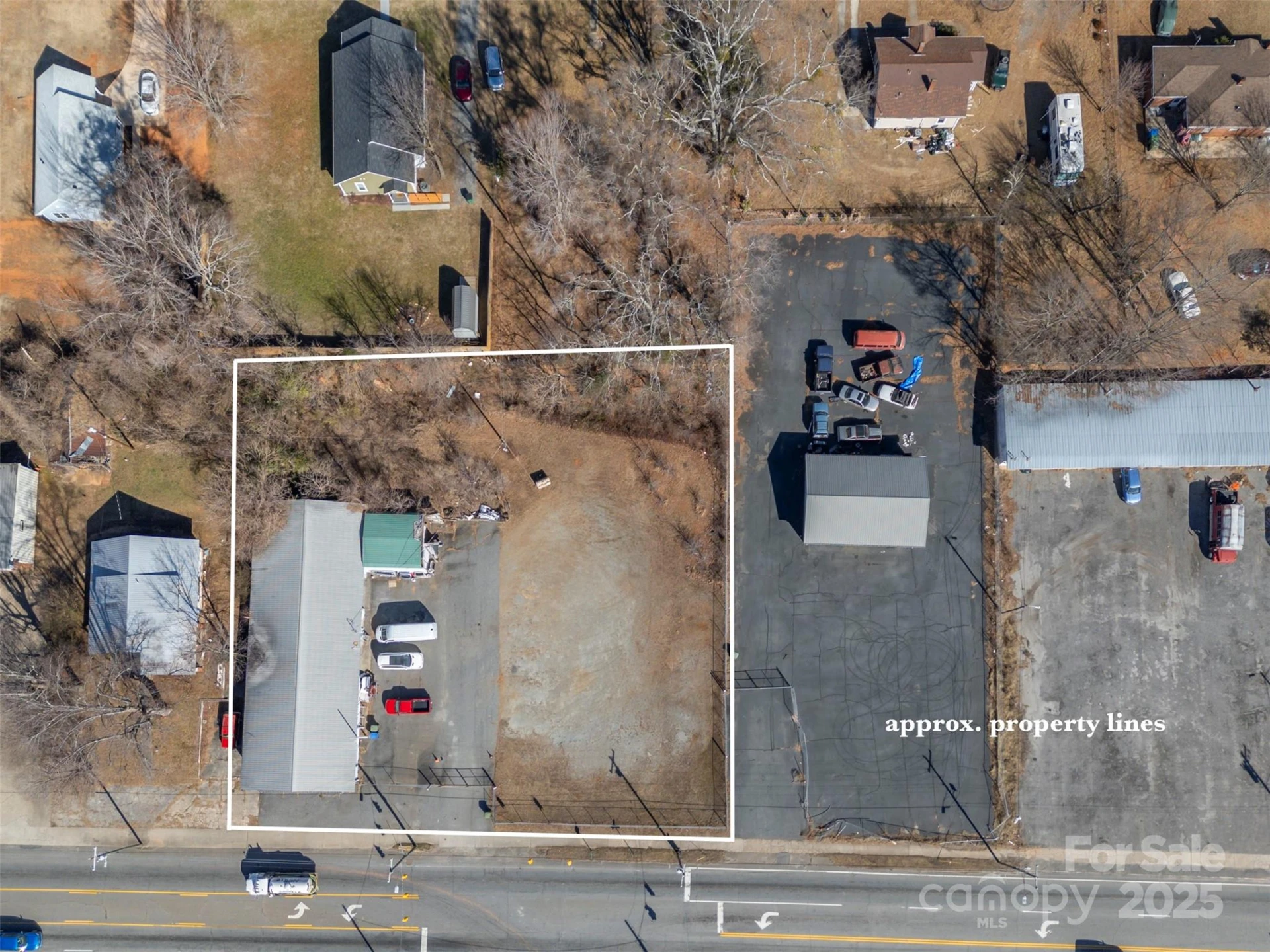 429 E Main Street - Photo 3
