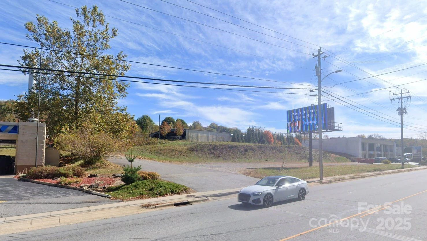 1260 Hendersonville Road - Photo 2