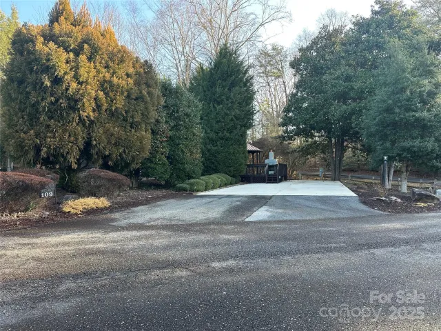 109 Cornell Circle