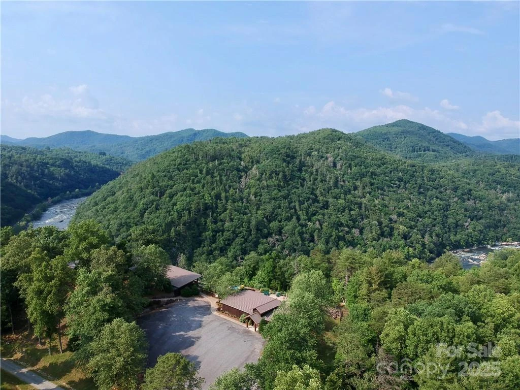 275 Raccoon Run #24 - Photo 2