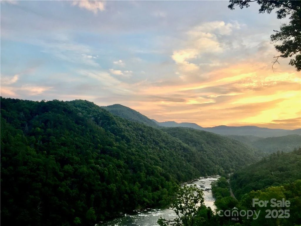 275 Raccoon Run #24 - Photo 12