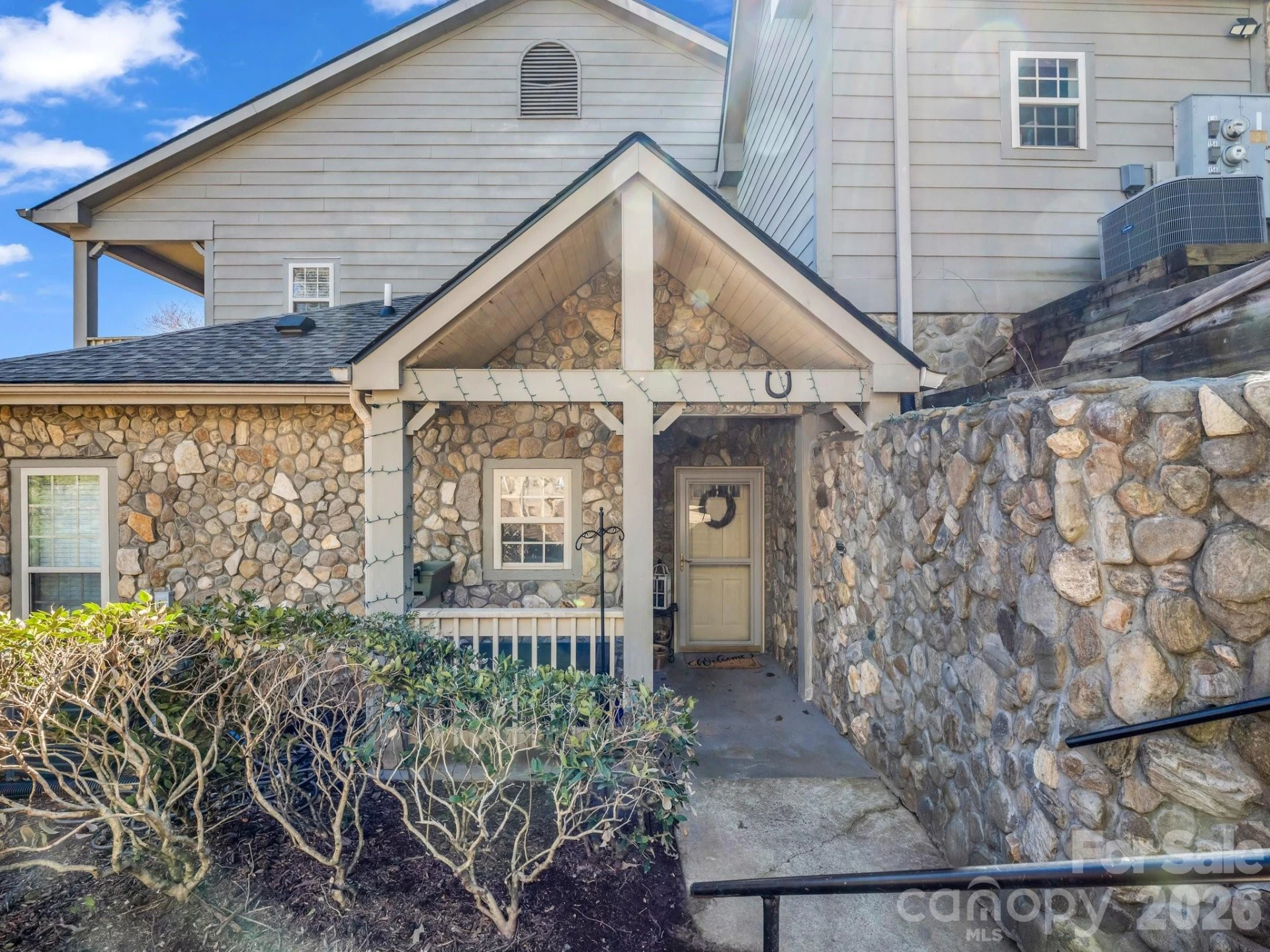 158 Stonecrest Court - Photo 5