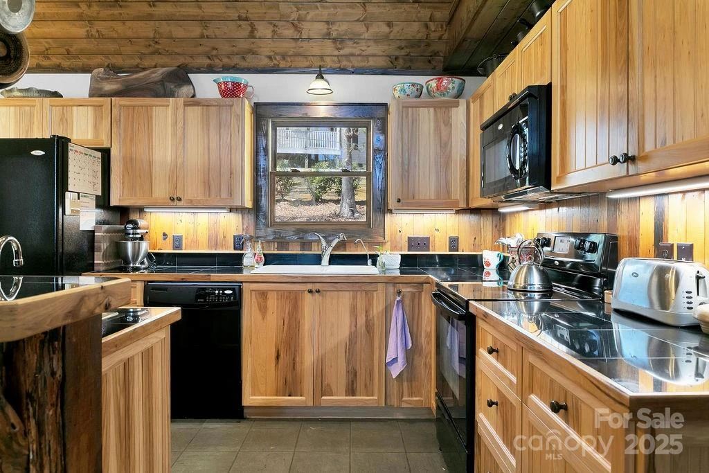 68 Sherwood Village Court - Photo 16