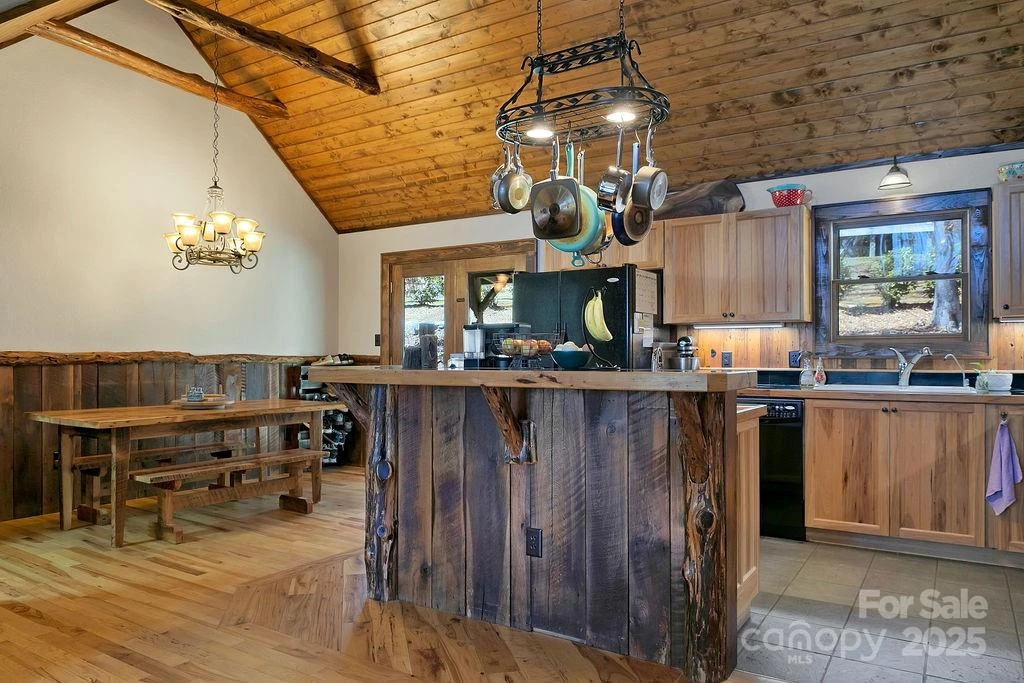 68 Sherwood Village Court - Photo 17