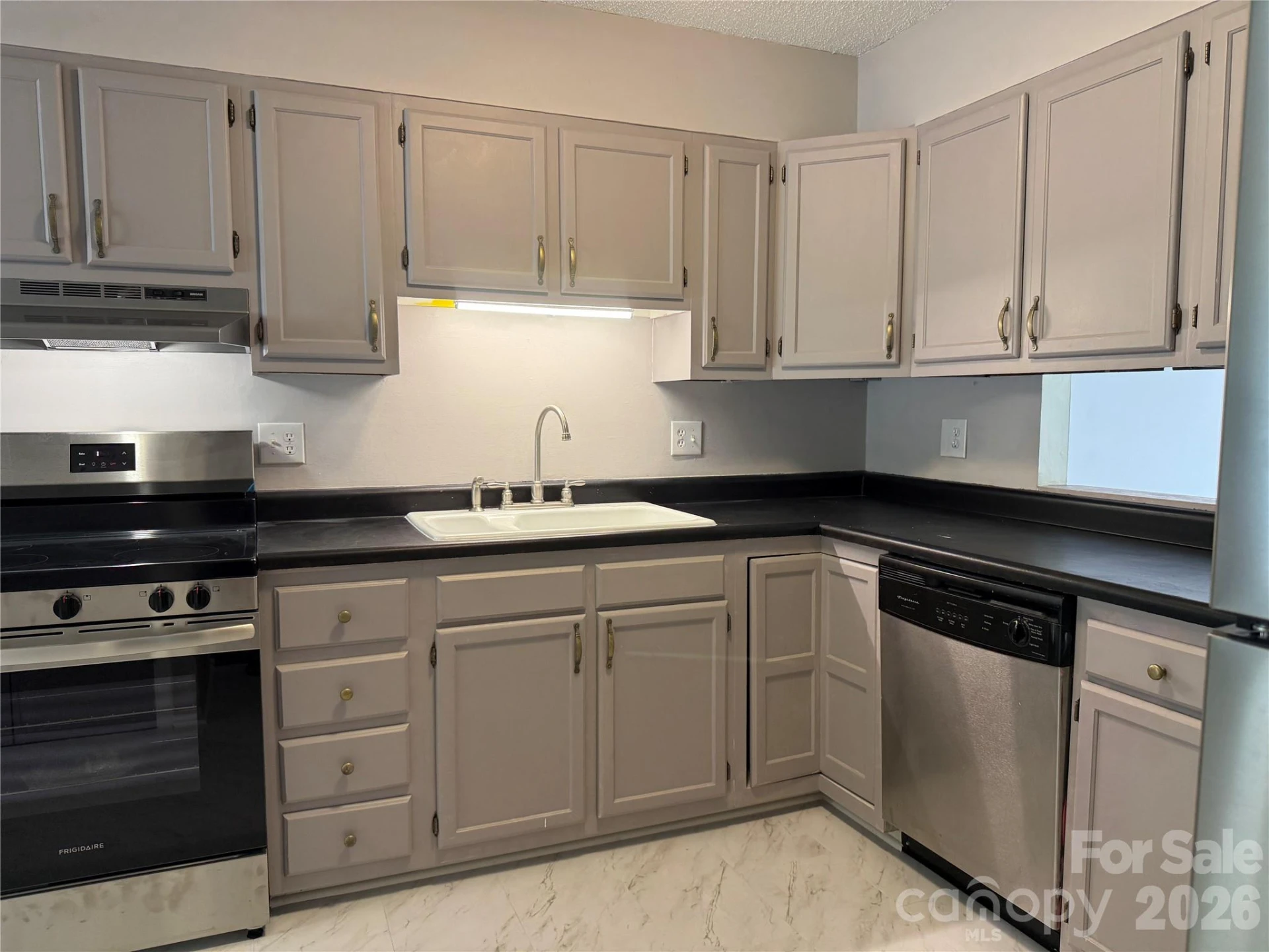 22 Hollybrook Drive - Photo 7