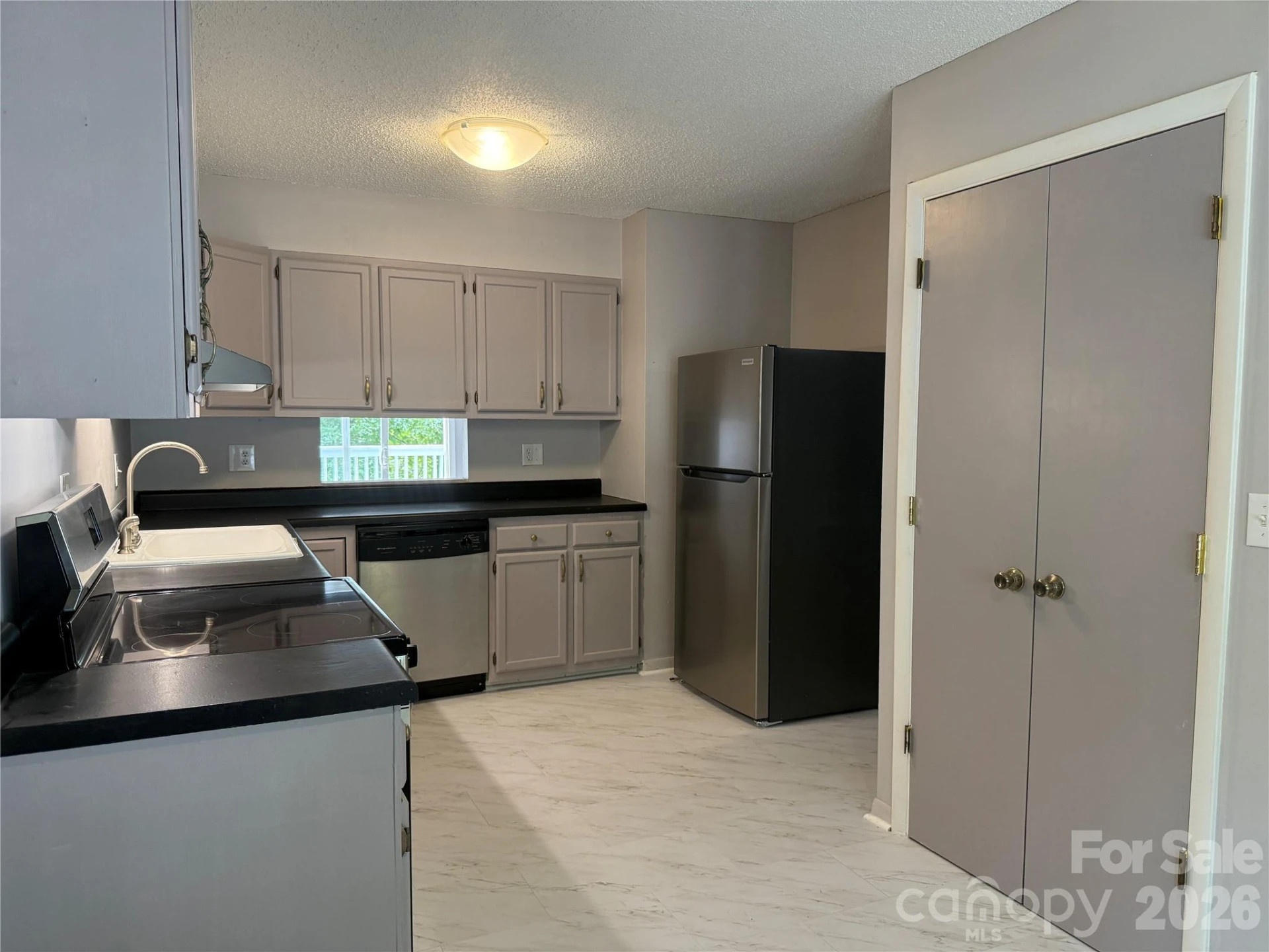 22 Hollybrook Drive - Photo 9