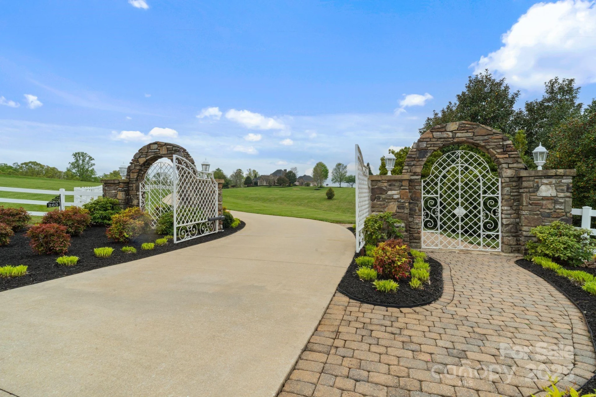 265 Phillip Henderson Road - Photo 3