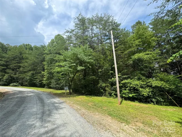 00 Pinnacle Parkway