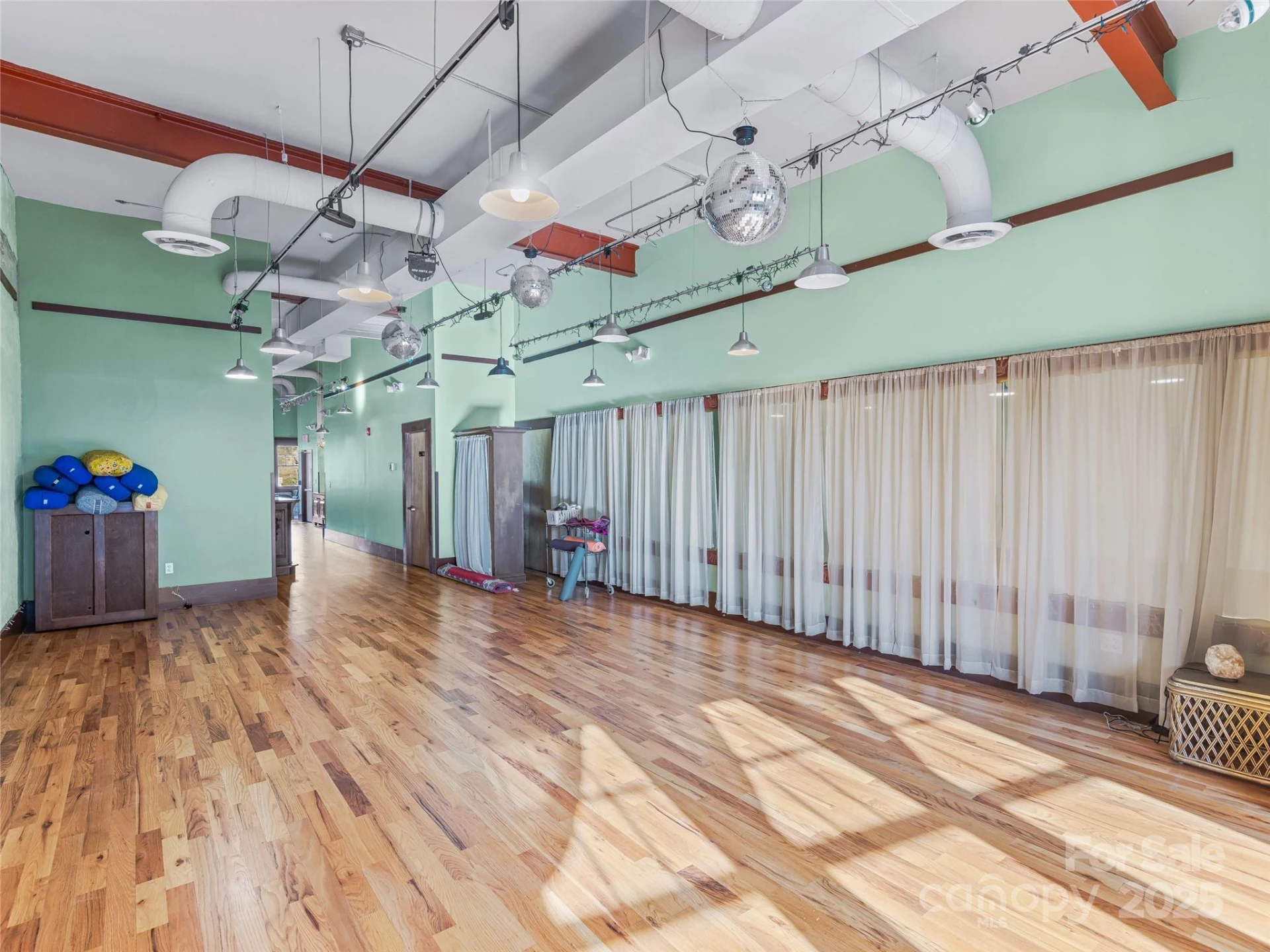 114 N Lexington Avenue - Photo 26