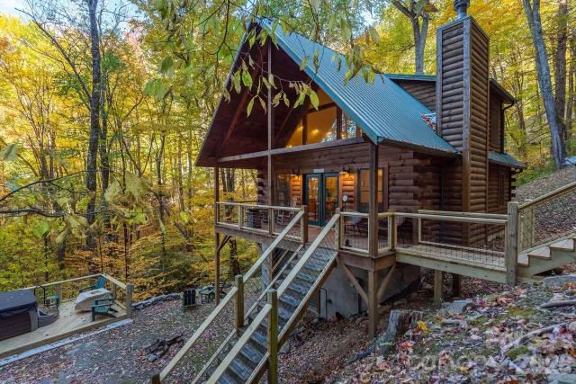 100 Candlemaker Trail