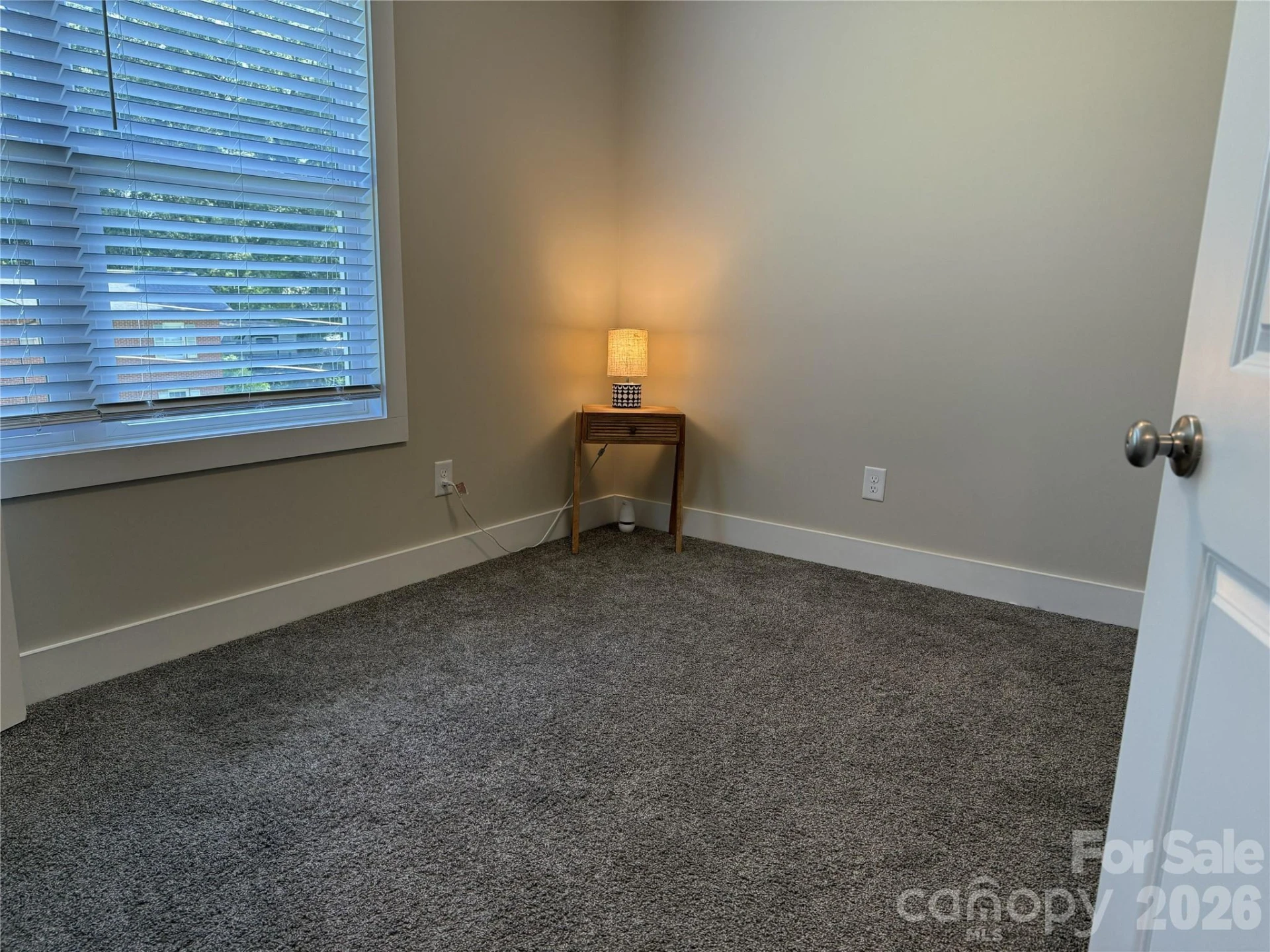236 Elizabeth Avenue - Photo 32