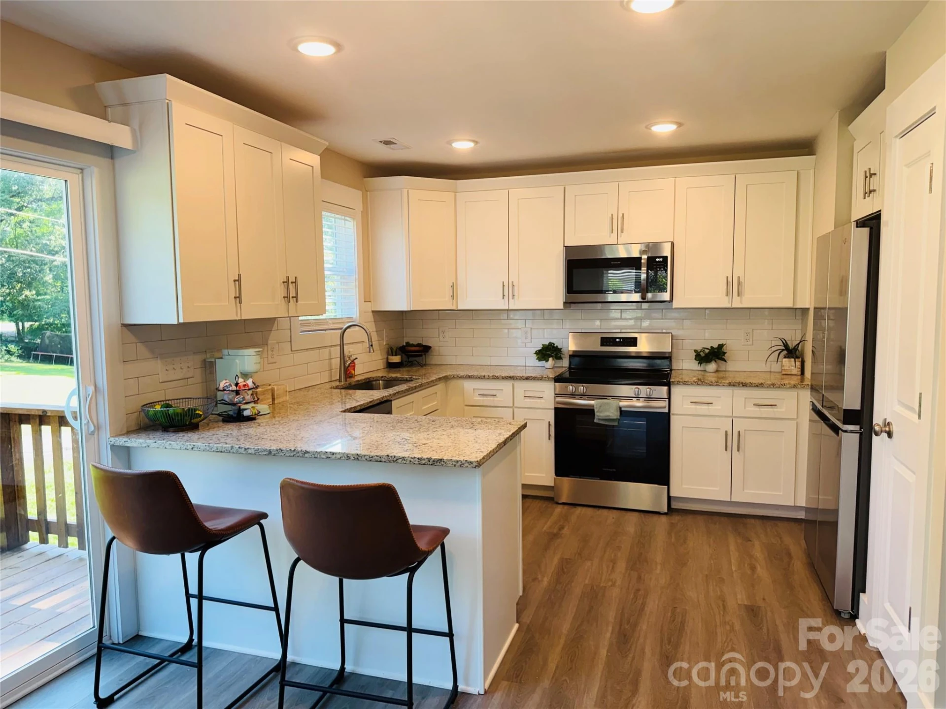 236 Elizabeth Avenue - Photo 5