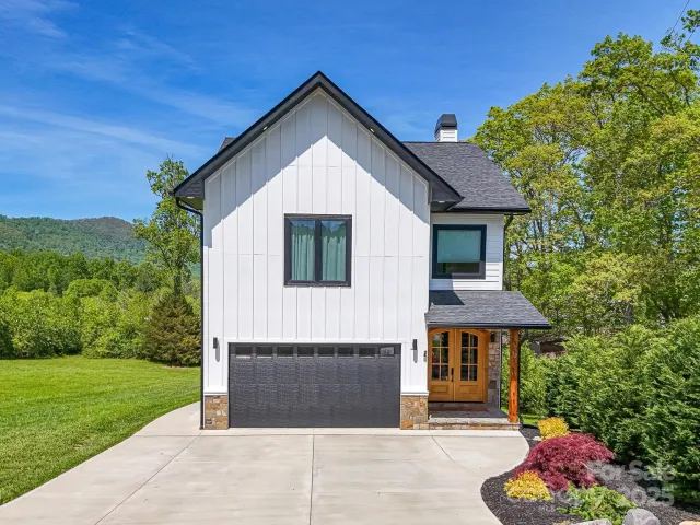 32 Taylor Mountain Road