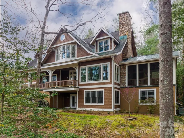 343 Racquet Club Road