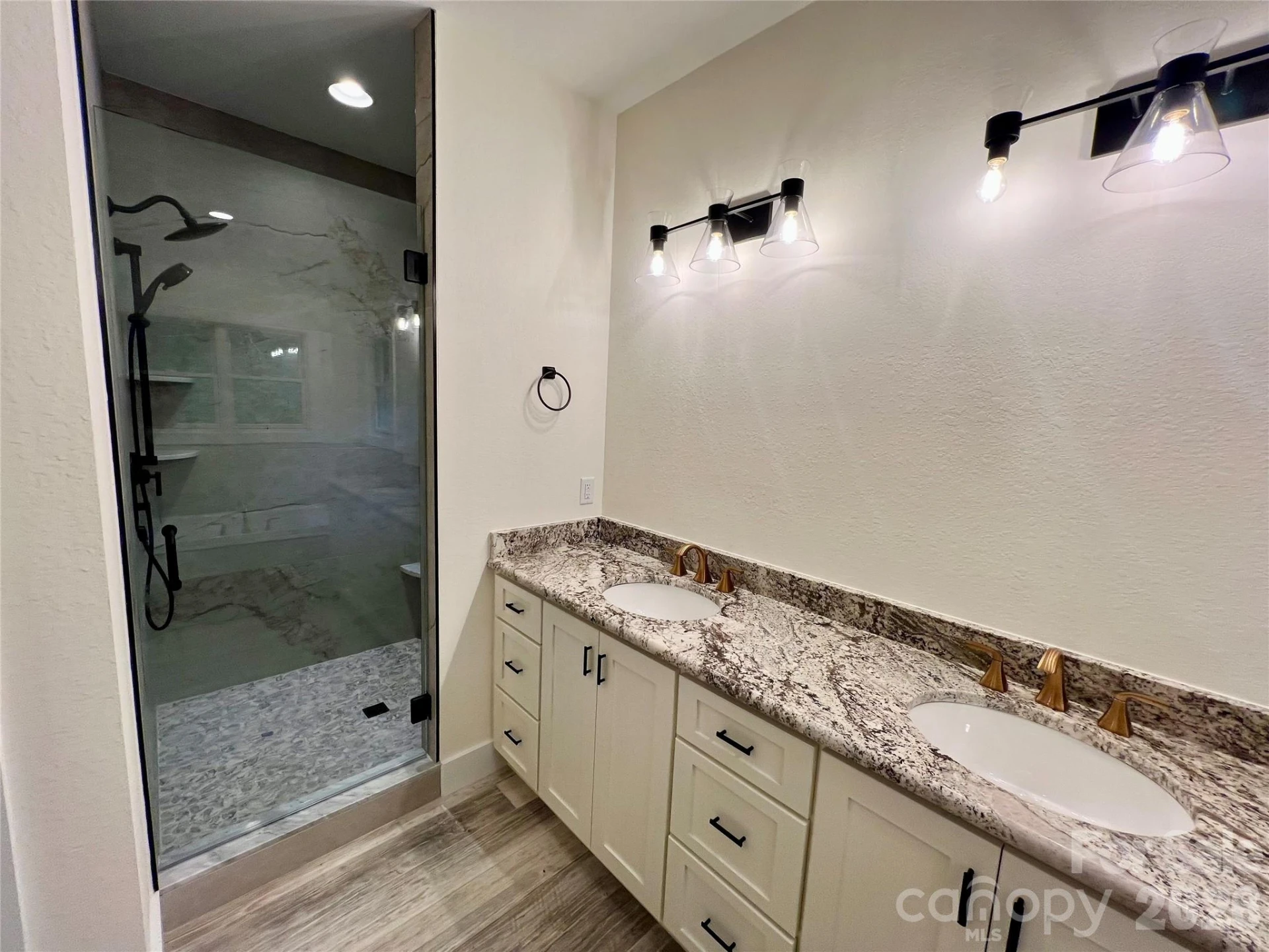 435 Soquili Drive - Photo 16