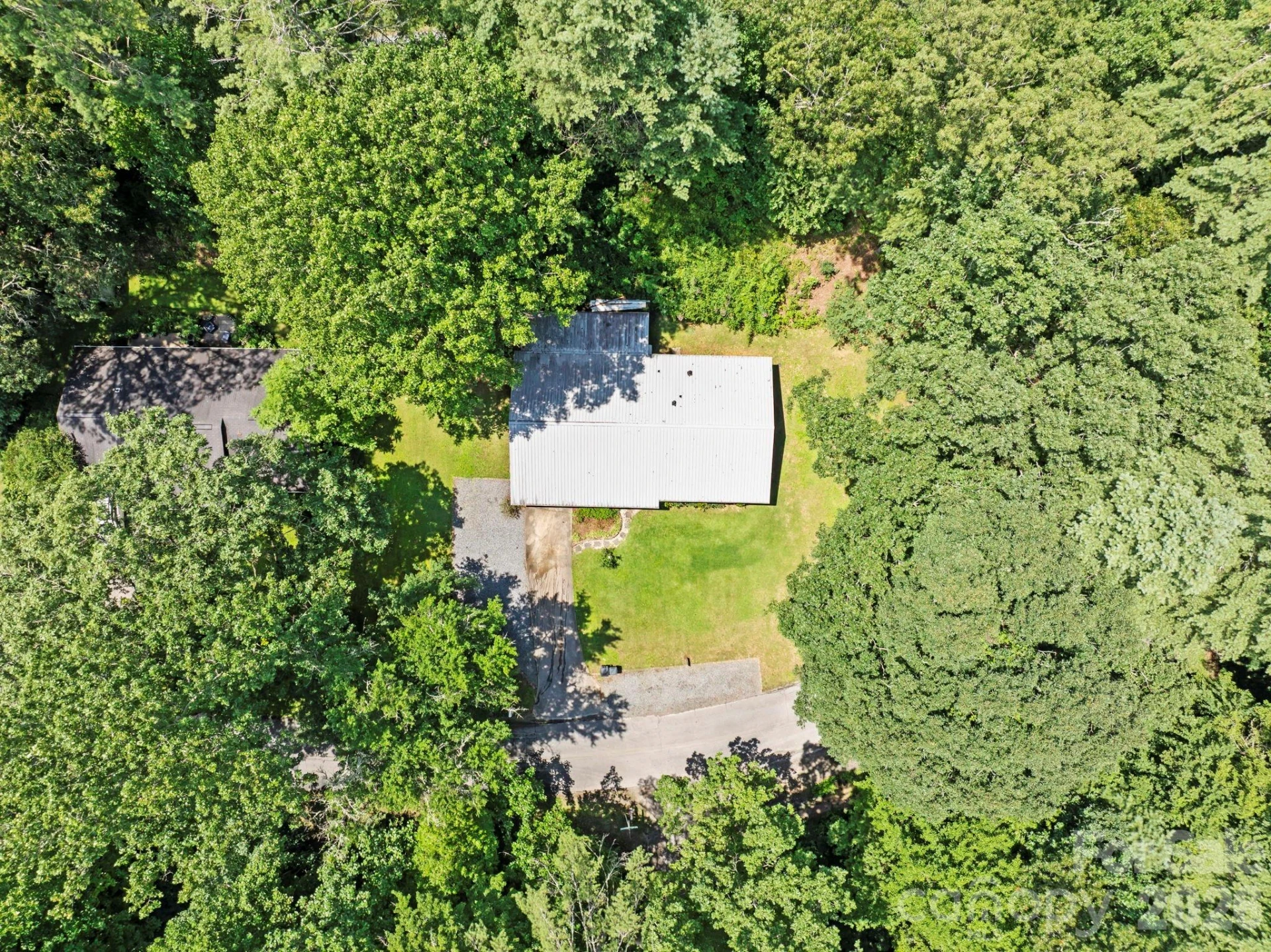 150 Deerwoode Lane - Photo 2