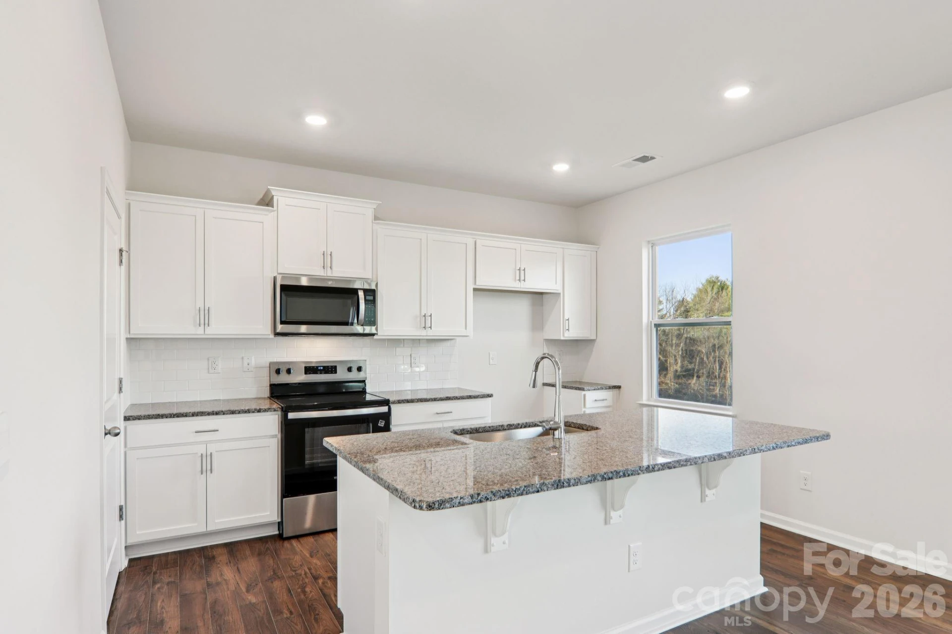 823 Adelston Lane - Photo 6