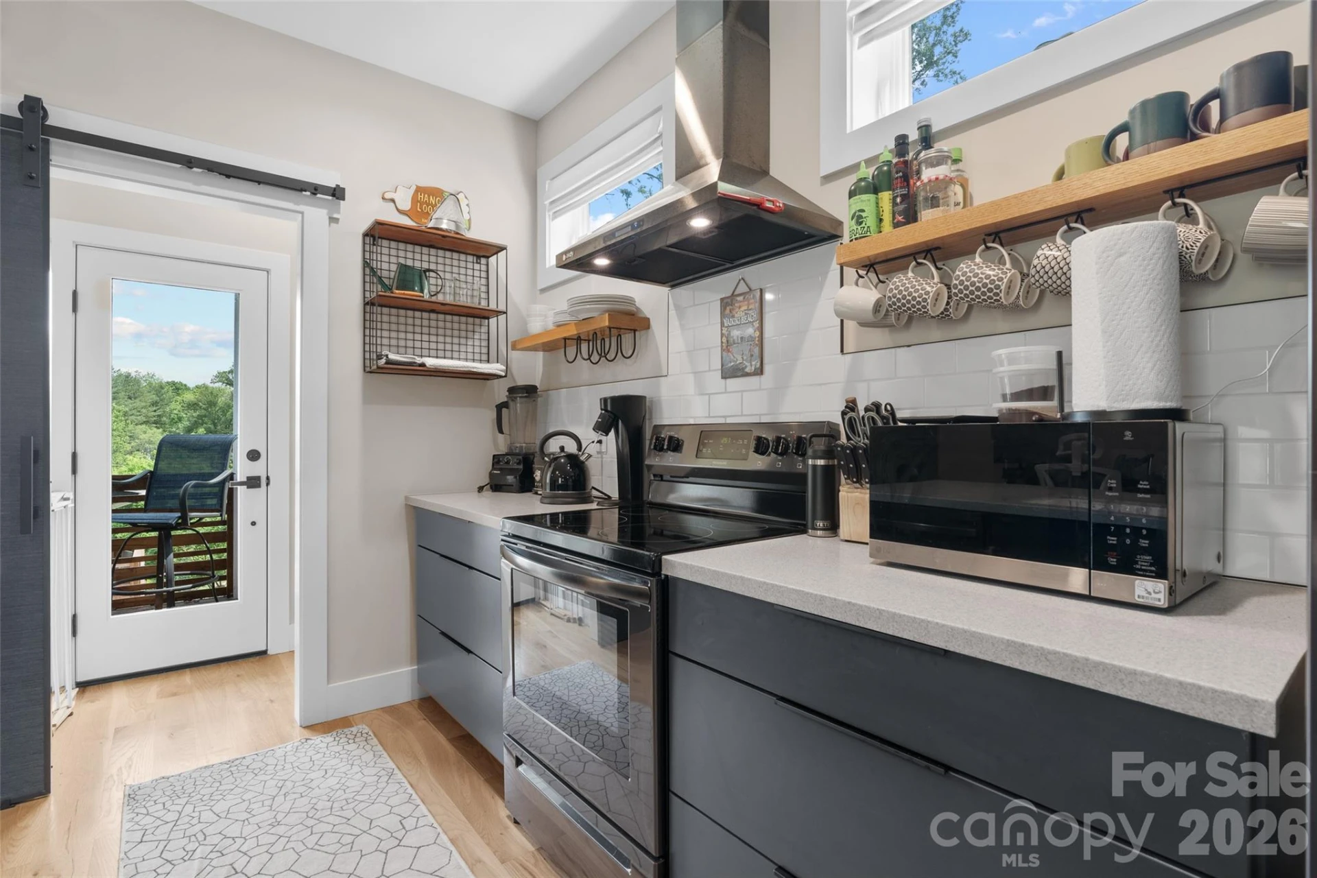 109 Thurland Avenue - Photo 14