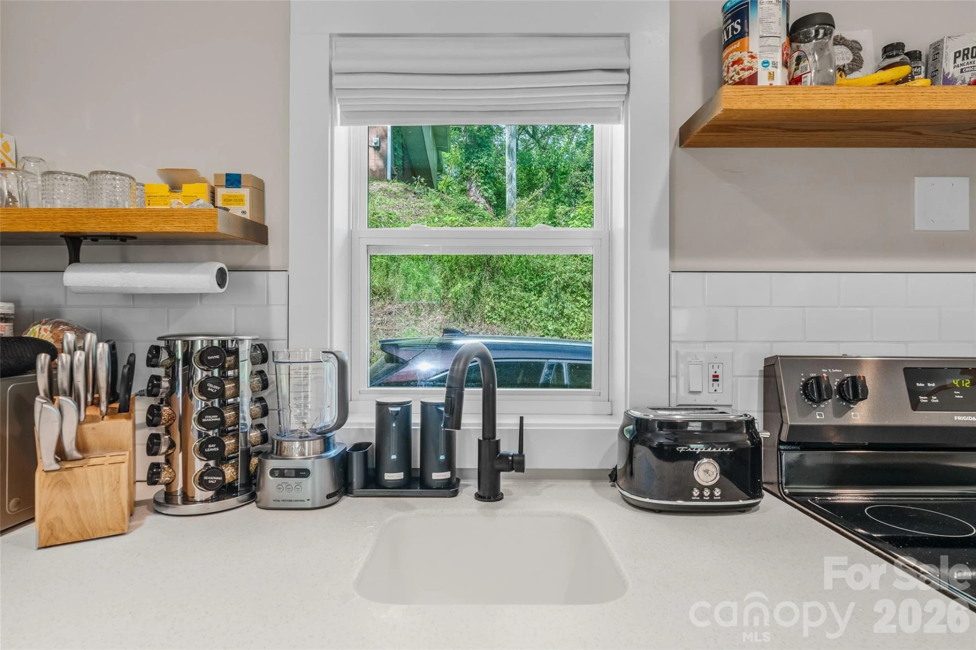 109 Thurland Avenue - Photo 30
