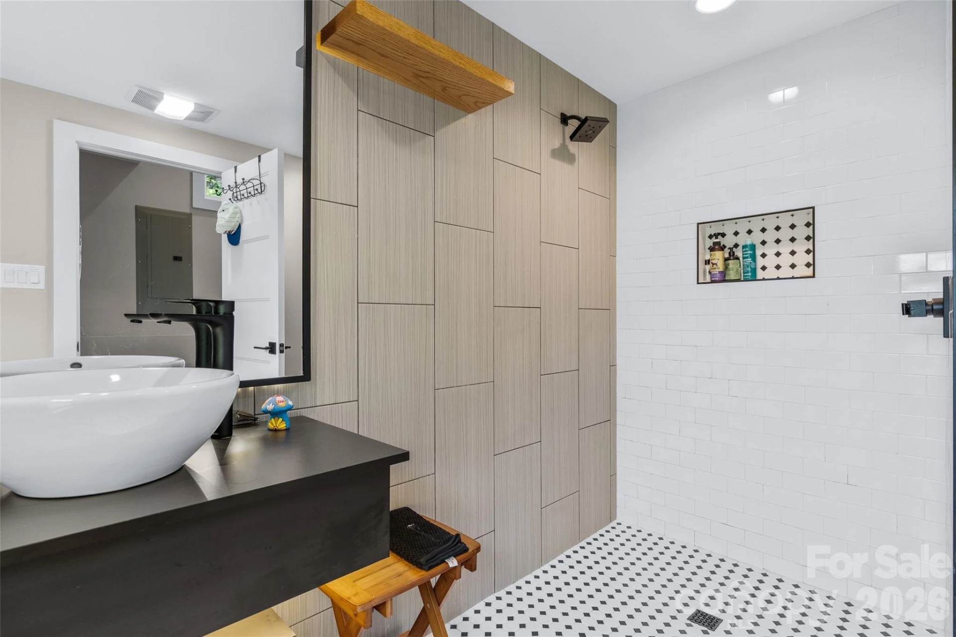 109 Thurland Avenue - Photo 33