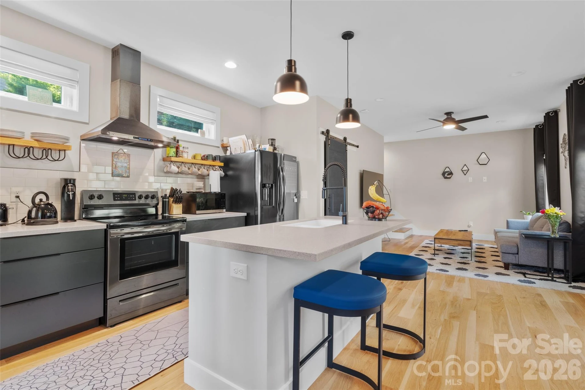 109 Thurland Avenue - Photo 5