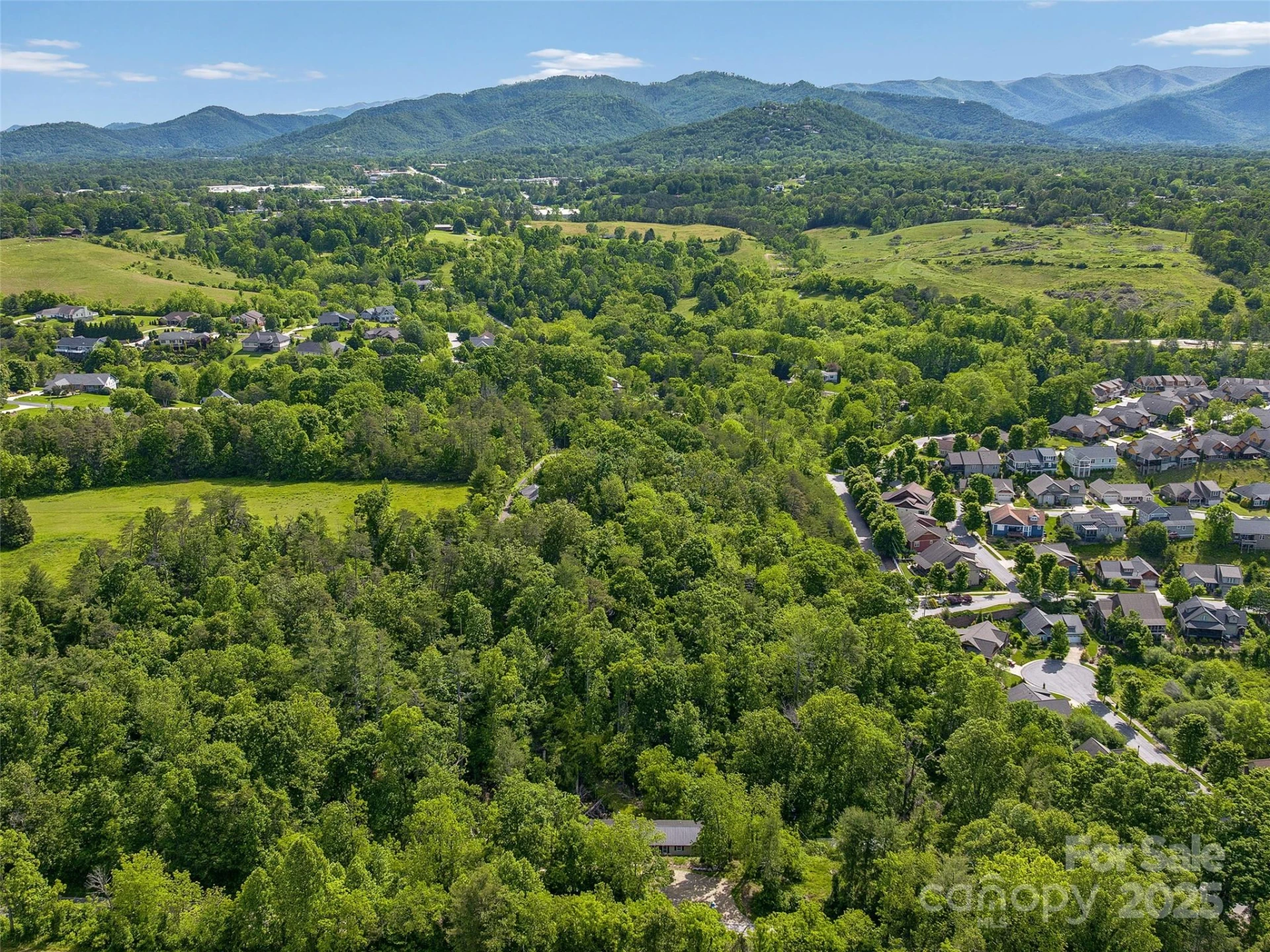 144 Pinebrook Road - Photo 6